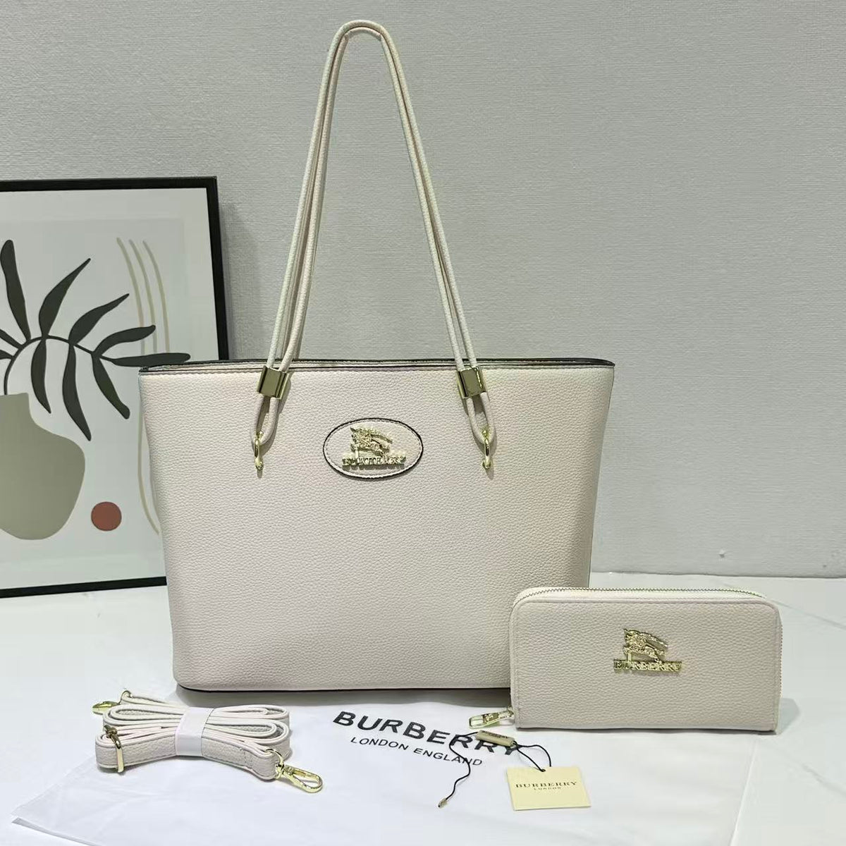 Jet Set Medium Tote Bag & Wallet