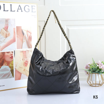 CC 25 Crafted Handbag & Matching Pouch
