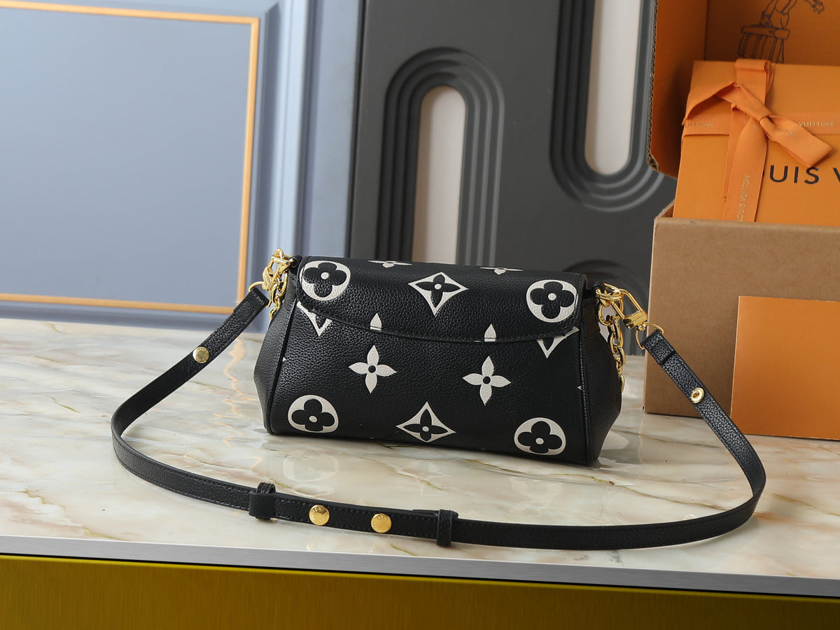 LV Favorite Bag