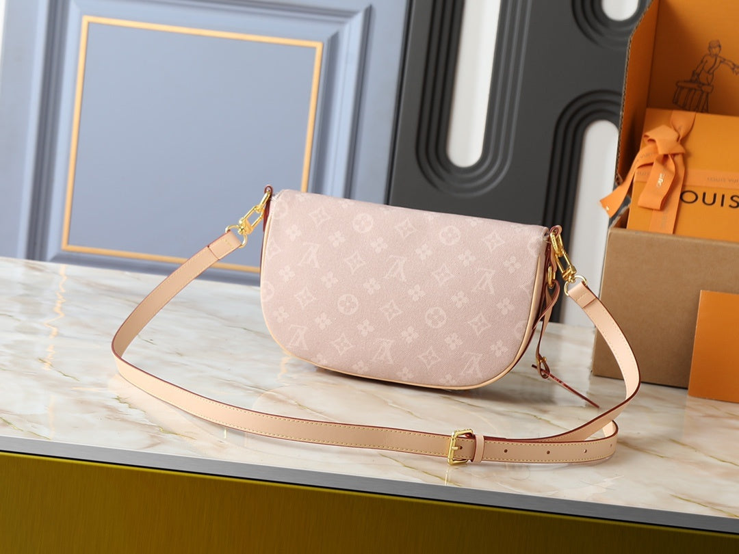 Meowgram Escape Handbag